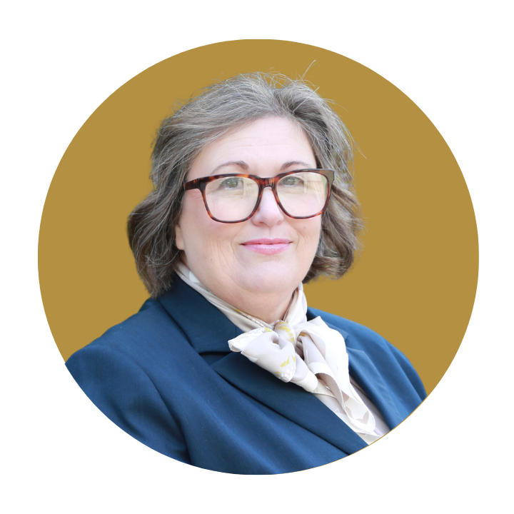 Mulqueen Staff - Lisa McAuliffe